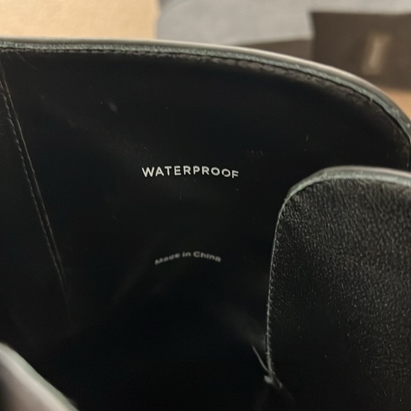 VINCE NWOB Kaelyn Womens Pull On Waterproof Ankle Boots- Size 9.5 - Picture 11 of 12